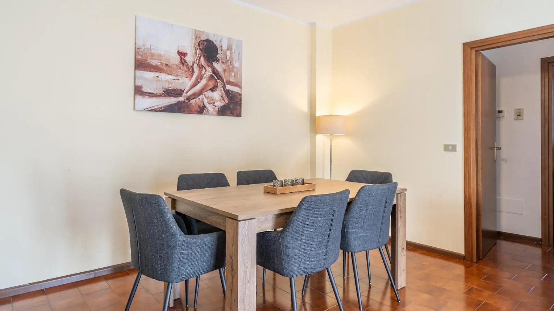 Apartment Valley Hideaway With Private Garden Near Como Lake Taceno